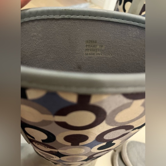 Coach rain boots size 7 - Picture 5 of 5